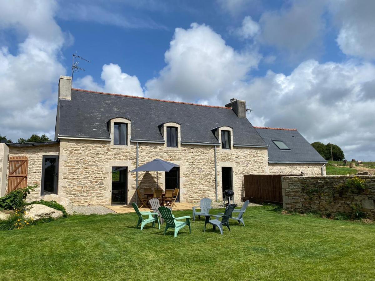Les Ecuries Du Nevez Villa Plonéour-Lanvern Exterior photo