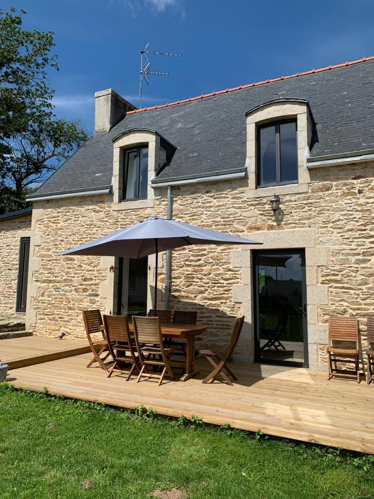 Les Ecuries Du Nevez Villa Plonéour-Lanvern Exterior photo